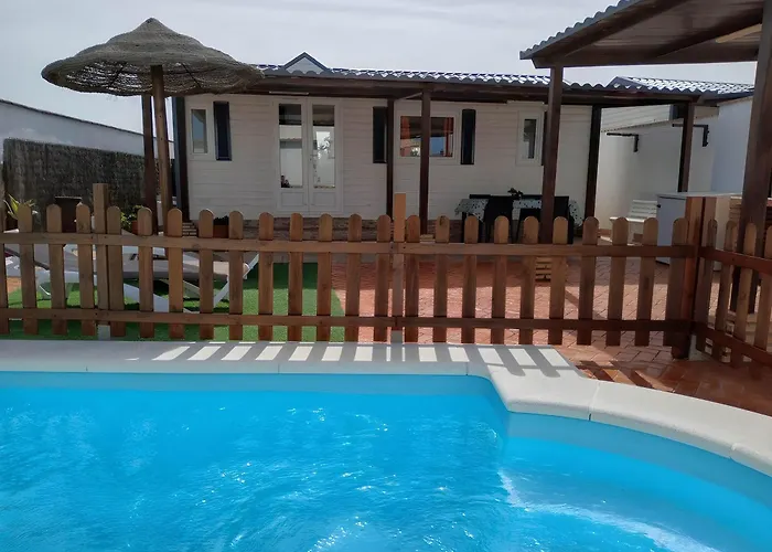 Casa Con Piscina Privada Solo Familias Y Pareja No Aceptamos Grupos Jovenes *