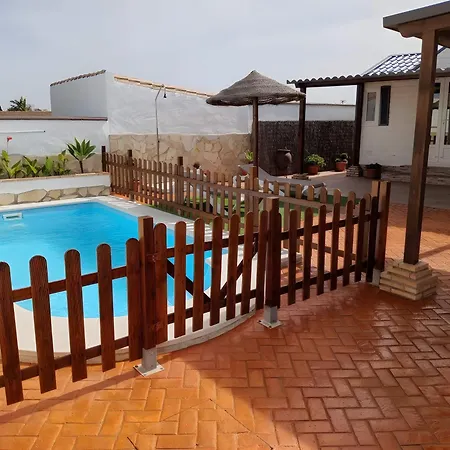 Casa Con Piscina Privada Solo Familias Y Pareja No Aceptamos Grupos Jovenes Daire Conil De La Frontera