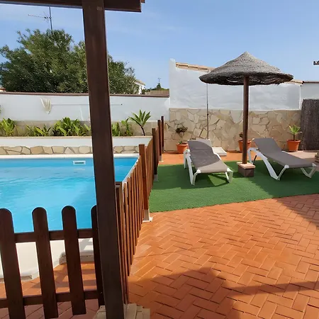 Casa Con Piscina Privada Solo Familias Y Pareja No Aceptamos Grupos Jovenes * קוניל דה לה פרונטרה
