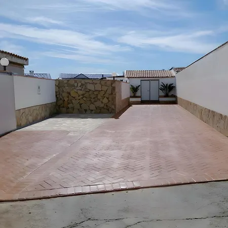 Casa Con Piscina Privada Solo Familias Y Pareja No Aceptamos Grupos Jovenes קוניל דה לה פרונטרה